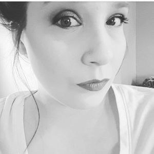 Meet your Posher, Manda